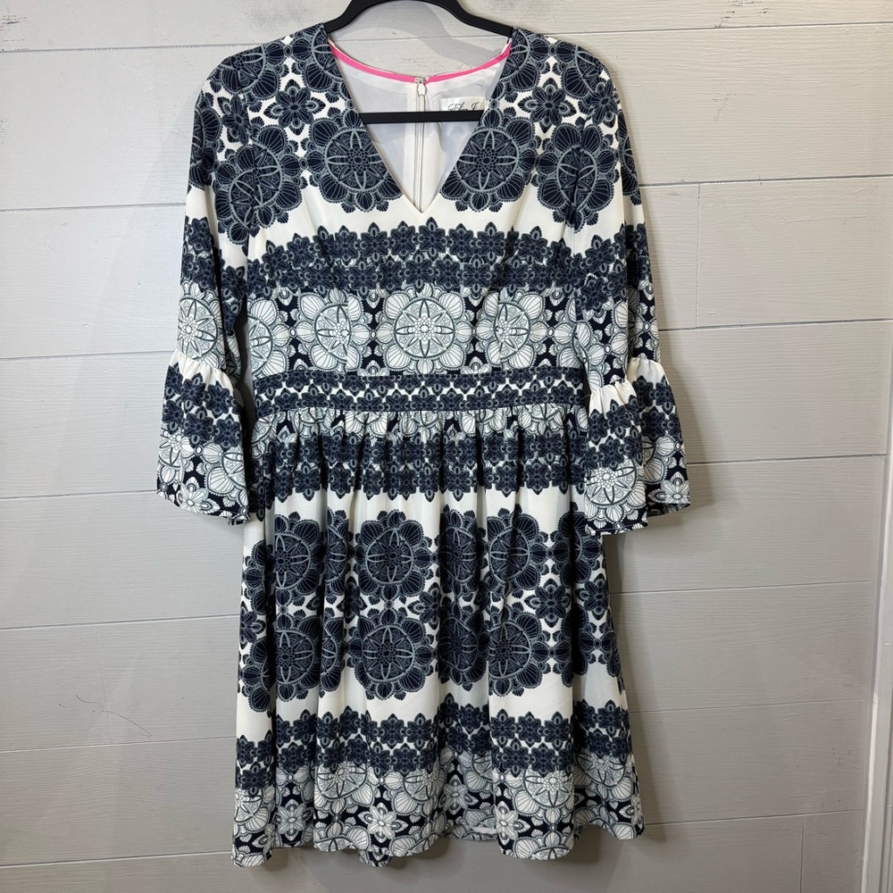 Eliza J Women's Career Wear Bell Sleeve Dress Size 8